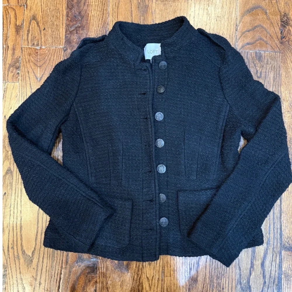 Ann Taylor LOFT Black Boucle Military Blazer Jacket Petite 4P Crest Button Coat